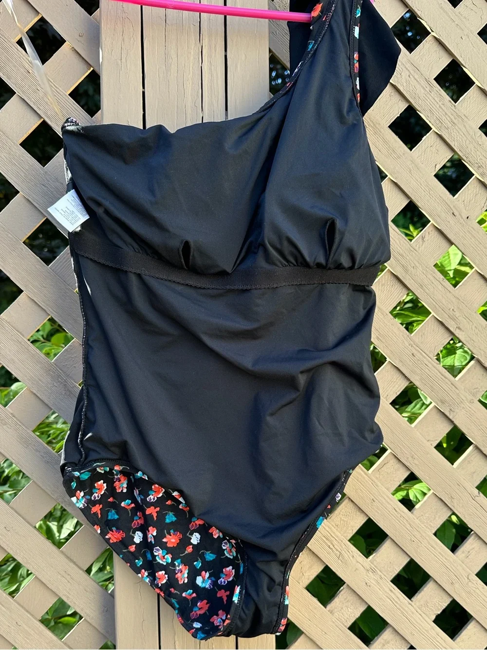 DKNY One-Shoulder Floral One Piece Bathing Suit - 14 - Picture 5 of 8